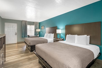 Standard Room, 2 Queen Beds, Non Smoking