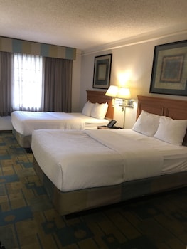 Deluxe Room, 2 Double Beds, Non Smoking