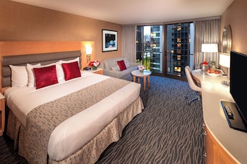 Premier Room, 1 King Bed, Balcony, City View