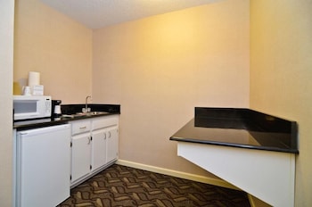 Room, 1 King Bed, Accessible