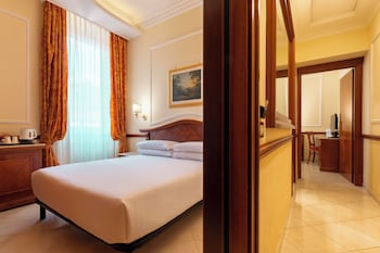 Family Room, Connecting Rooms