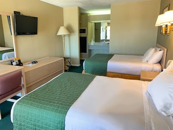 Room, 2 Double Beds, Smoking