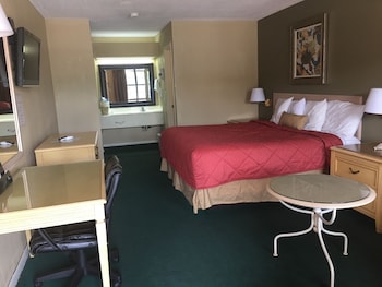 Room, 1 King Bed, Non Smoking (Deluxe)
