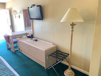 Room, 2 Double Beds, Smoking