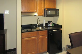 Suite, 1 Queen Bed with Sofa bed, Non Smoking, Balcony