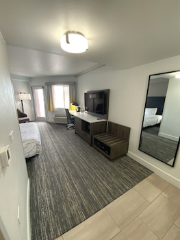 Standard Room, 2 Queen Beds, Non Smoking, Refrigerator & Microwave