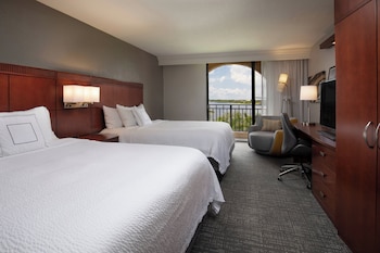 Room, 2 Queen Beds, River View