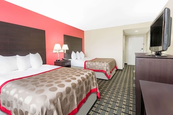 Room, 2 Queen Beds, Non Smoking