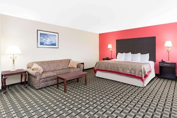 Studio Suite, 1 King Bed, Non Smoking