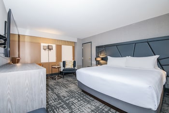 Standard Room, 1 King Bed