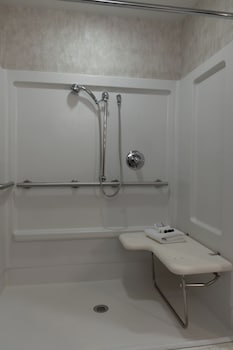 Luxury Room, 1 Queen Bed, Accessible