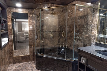 Room, 1 King Bed, Jetted Tub
