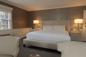 Room, 1 King Bed, Jetted Tub