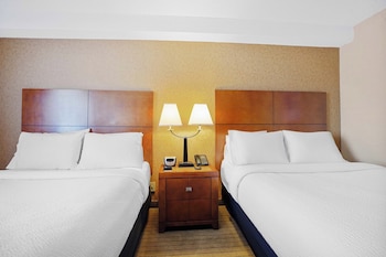 Standard Room, 2 Queen Beds, Non Smoking