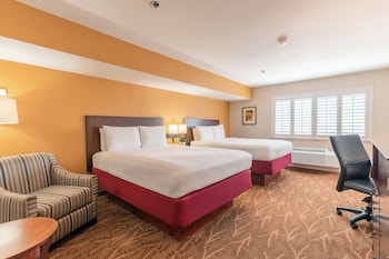 Standard Room, 2 Queen Beds, Microwave