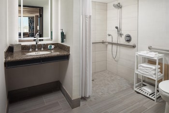 Room, 1 King Bed, Accessible