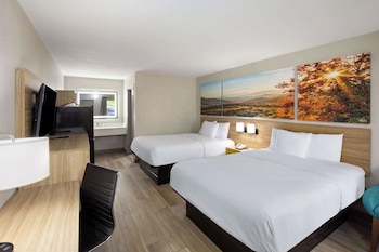 Room, 2 Queen Beds, Non Smoking