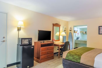 Suite, 1 King Bed, Non Smoking