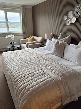 Cosy double with view