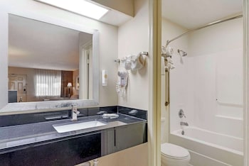 Suite, Multiple Beds, Non Smoking