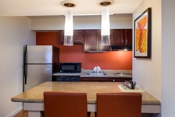 Suite, 1 King Bed, Accessible, Non Smoking (with Sofabed, Full Kitchen)