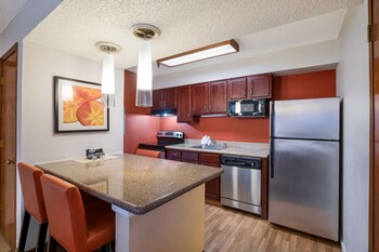 Suite, 2 Queen Beds, Non Smoking (with Sofabed, Full Kitchen)