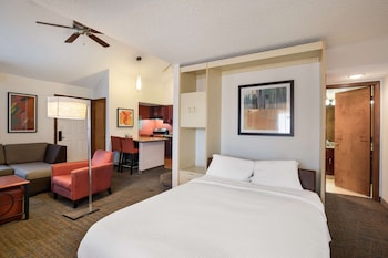 Suite, 2 Queen Beds, Non Smoking (with Sofabed, Full Kitchen)