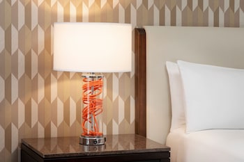 Room, 1 King Bed, City View