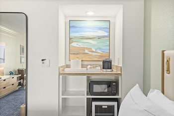 Deluxe Suite, 2 Queen Beds