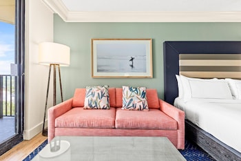 2 Queen Beds, Partial View