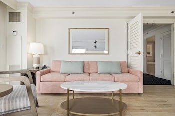 King Ambassador Suite, 1 King Bed