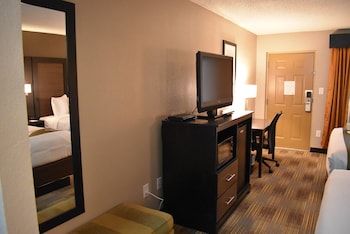 Standard Room, 2 Queen Beds, Non Smoking