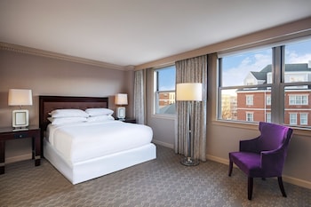 Traditional Room, 1 King Bed