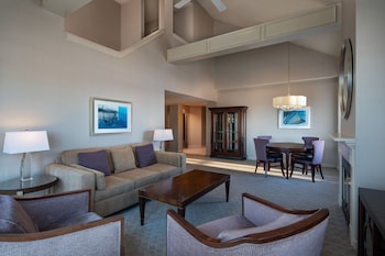 Deluxe Room, 2 Queen Beds