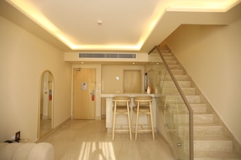 Twin Bed Super Duplex Suite