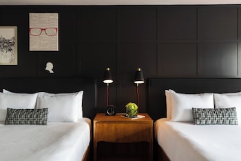 Room, 2 Queen Beds (Hearing Accessible)