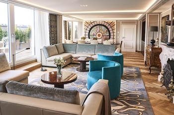 Presidential Suite (Maximilian)