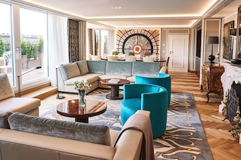 Presidential Suite (Maximilian)