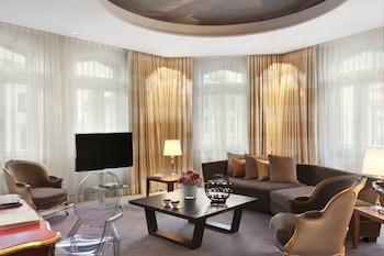 Signature Suite, 2 Bedrooms, Balcony