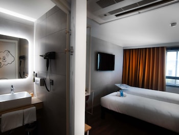 Standard Room, 2 Twin Beds