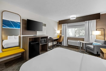 Room, 1 Queen Bed, Hearing Accessible, Non Smoking (Mobility Accessible)