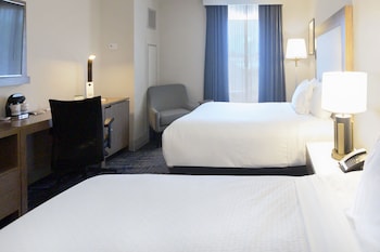 Traditional Room, 2 Queen Beds (Hearing Accessible)