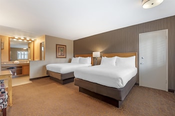 Room, 2 Queen Beds
