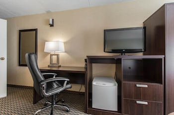 Room, 1 Queen Bed with Sofa bed, Non Smoking