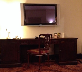 Business Suite, 1 Bedroom, Bathtub