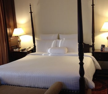 Business Suite, 1 Bedroom, Bathtub