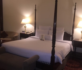 Deluxe Suite, 1 Bedroom, Jetted Tub, Corner