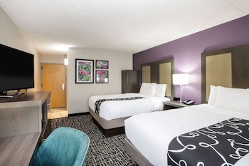 Room, 2 Queen Beds, Non Smoking