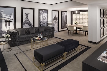 Suite (Castilla Suite The Level)