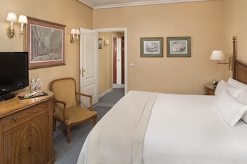 Melia Room, Room, Connecting Rooms